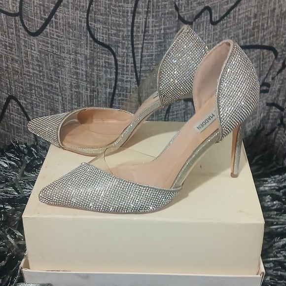 Silver Crystal Pointed-Toe Stiletto Pumps - Women - Picture 3 of 3